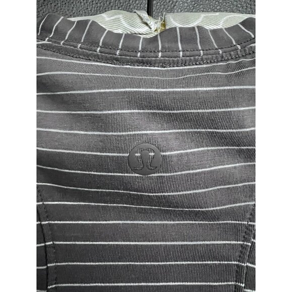 Lululemon Swiftly Tech Striped Racerback Tank Top 2.0 Sz 4 Stretch Moisture Wick - Picture 3 of 4